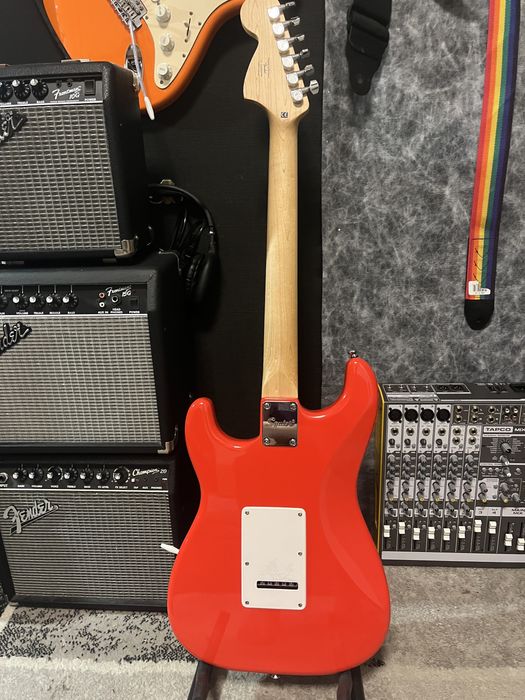 Squier affinity stratocaster в хорошому стані