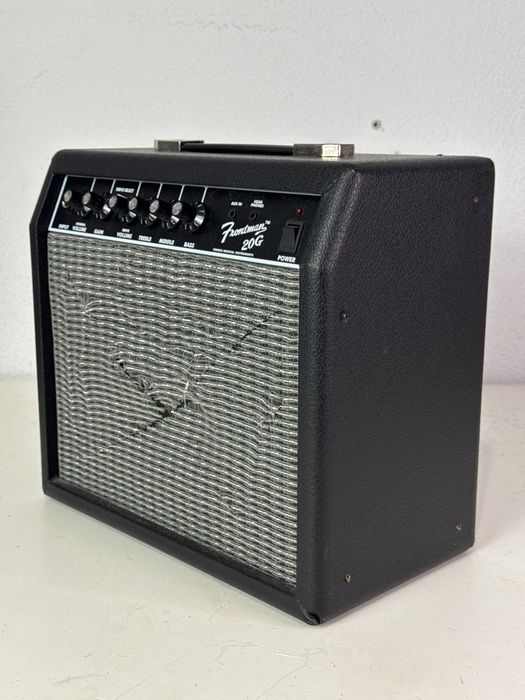 Fender Frontman 20G avariado