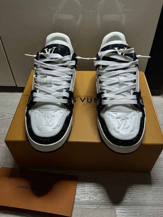 Louis Vuitton trainer
