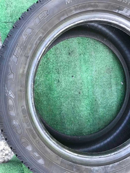 Шини Goodyear 235/50r17 Пара зима б/у склад Оригінал