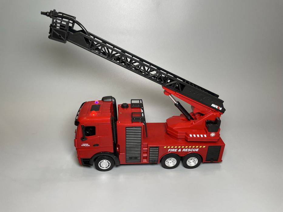 Радиоуправляемая пожарная машинка на радиоуправлении на радіокеруванні