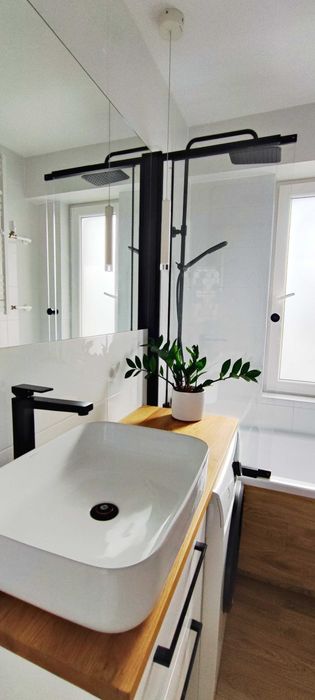 2-pokojowe mieszkanie po remoncie, w pełni wyposażone, z dużym balkonem – 47,07 m²