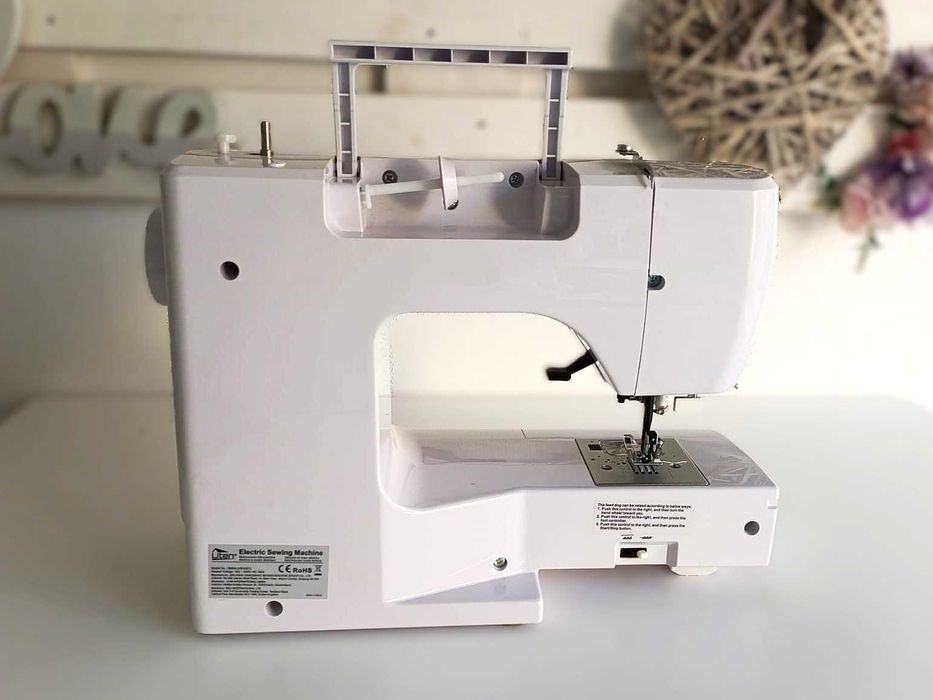 Máquina de costura portátil elétrica UTEN 2685A