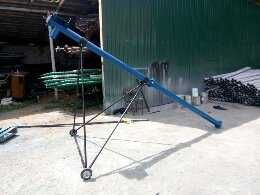 Шнековий навантажувач (погрузчик, конвейєр, протруювач) зерна, соі