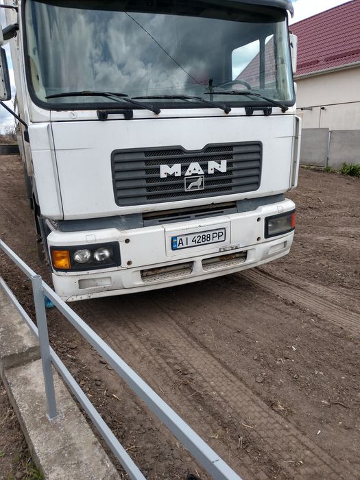 місце під парковку автомобіля будівельної техніки автобуса трактора