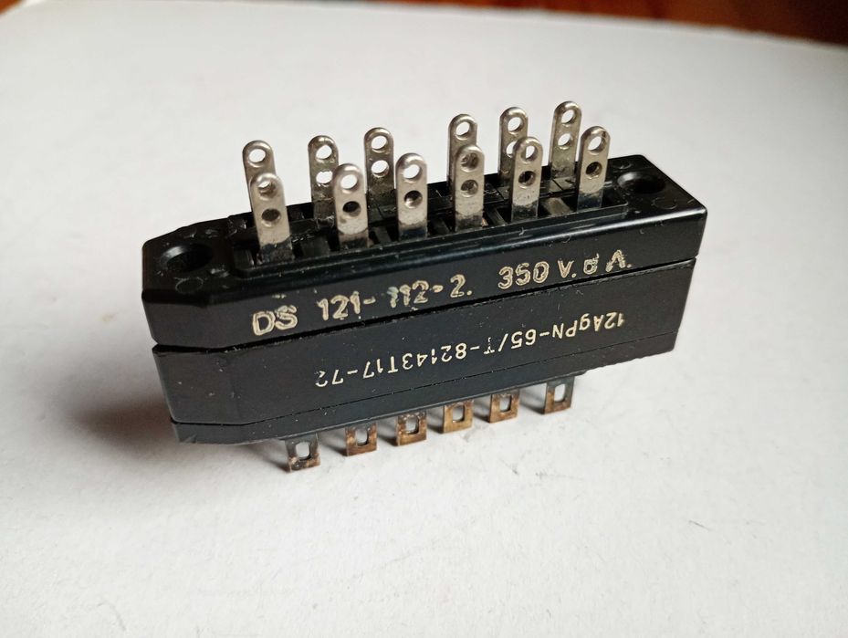 Złącze, wtyk bakelitowy DS 121-112-2  350V