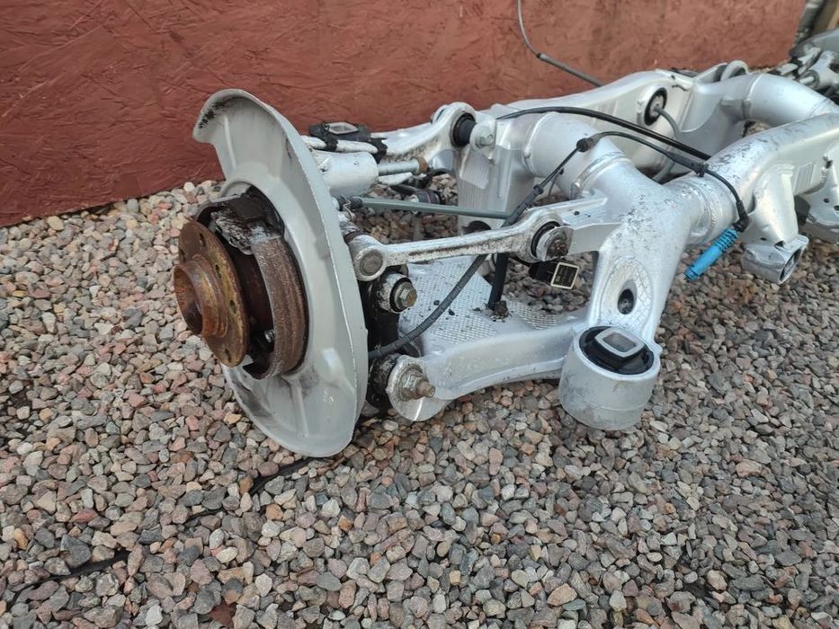 bmw e64 / e63 / e63lci / e64lci oryginalny kompletny wózek tył / bel