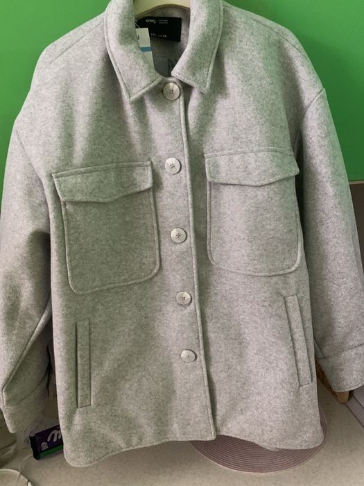 Сіра куртка Sinsay