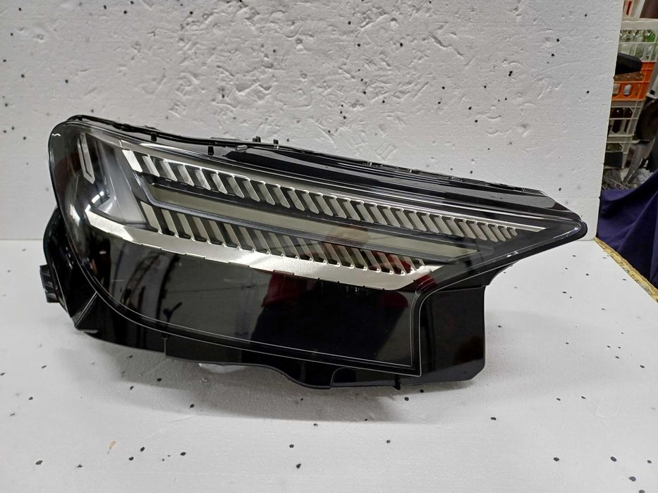 lampa prawa audi q4 e-tron full led matrix 89a941036m nowa kompletna