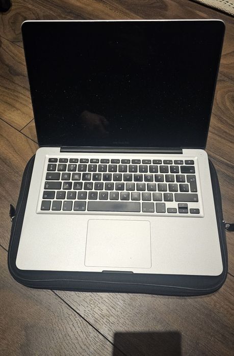 MacBook Pro A1278 Mid 2012 i5 8GB Ram Kingston 500GB HDD para peças