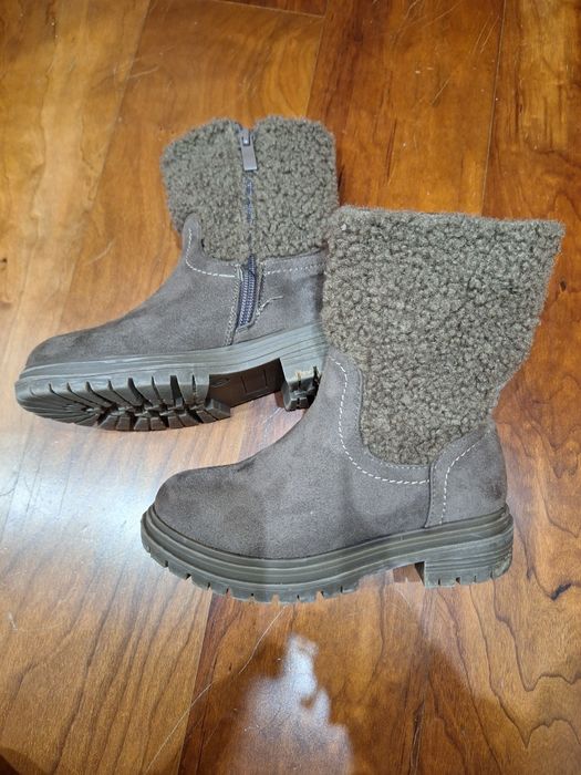Botas menina excelentes