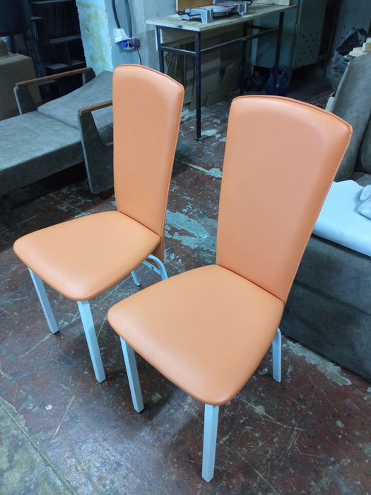 Перетяжка и ремонт офисных кресел стульев .мягкой мебели. - Інші ...