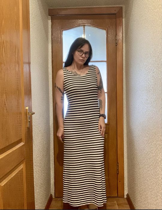 Сукня літня жіноча