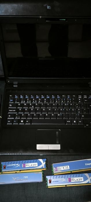 Selling Computers449236104999741443