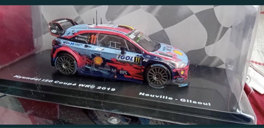 Carros escala 1/43 novos