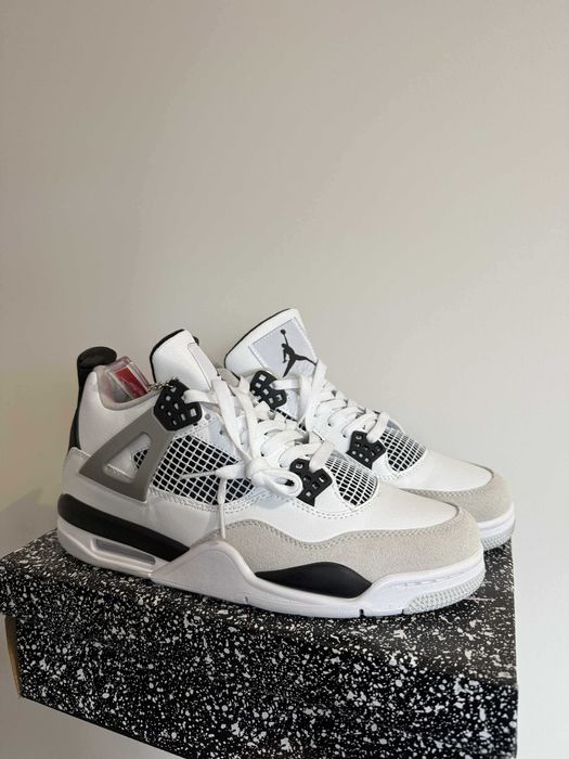 Nike Air Jordan 4 Retro – r. 45