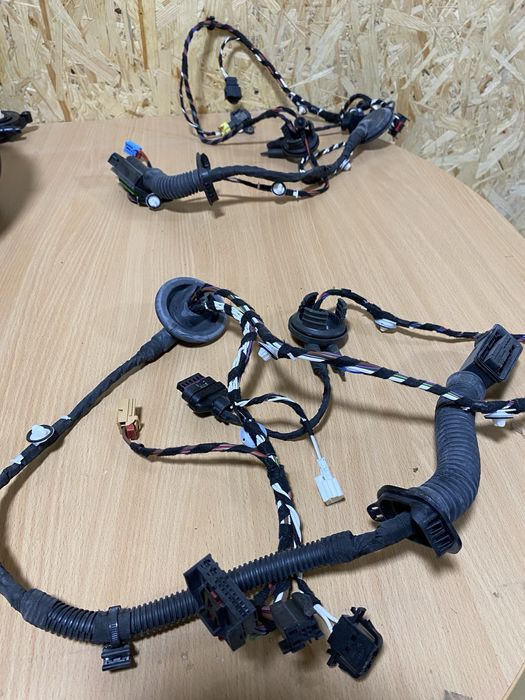 Проводка дверей Porsche Macan 2018