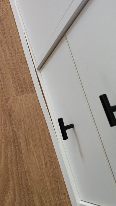 Rack IKea para TV, branco com acessorios