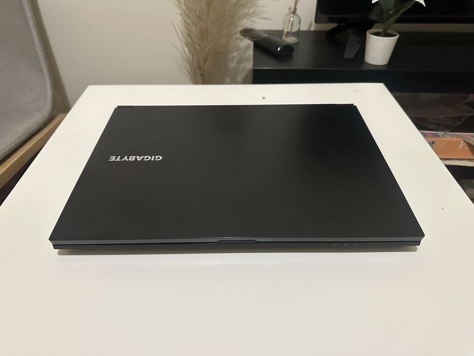 Portátil Gaming Gigabyte | RTX 4060 | Intel i7-13620H | 1TB SSD |