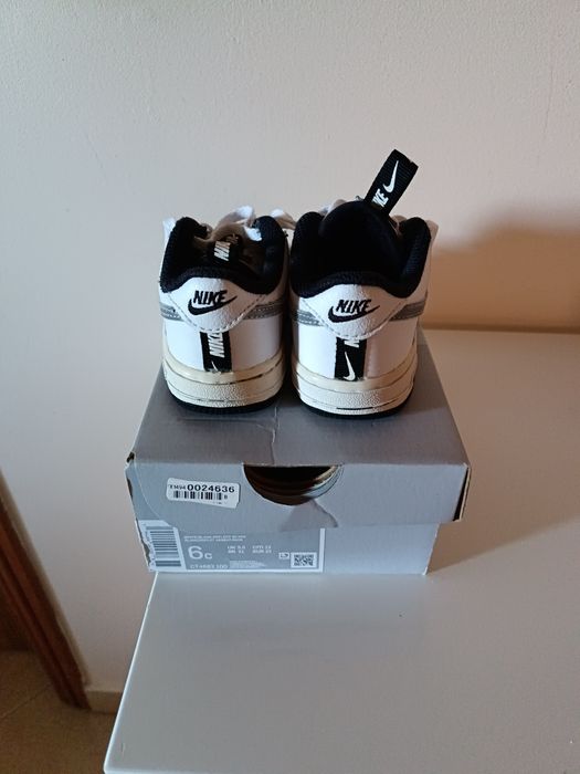 Nike Air tamanho 22