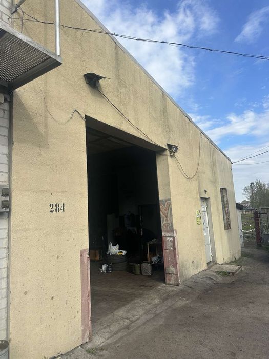 Пропонуємо до продажу діюче СТО!