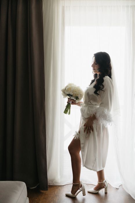 халатик довжини міді для ранку нареченої