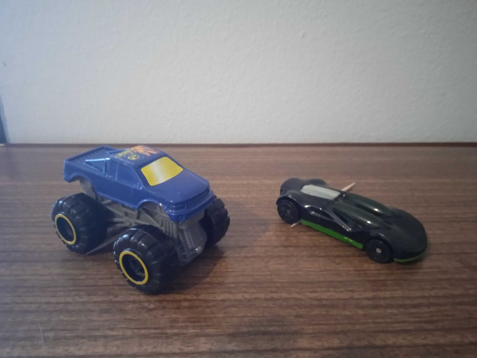Hot Wheels McDonalds 2003 e 2012