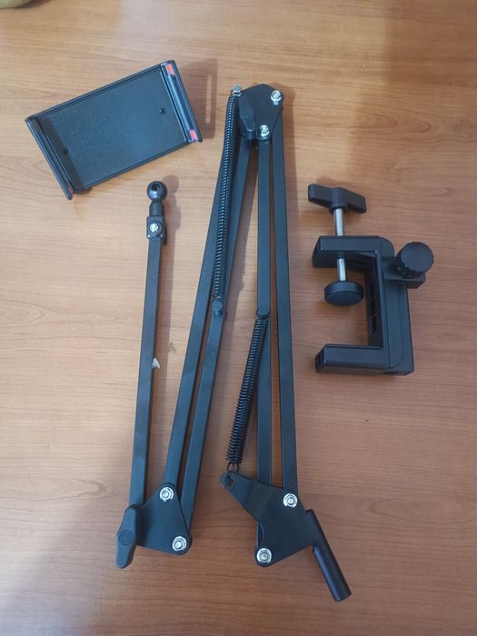 Тримач кронштейн для планшетів.