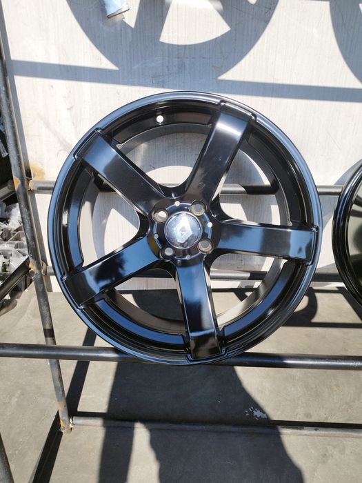 Felgi 17" 4x100 Et 35 7.5j Kia Hyundai Toyota Nissan Renault Opel