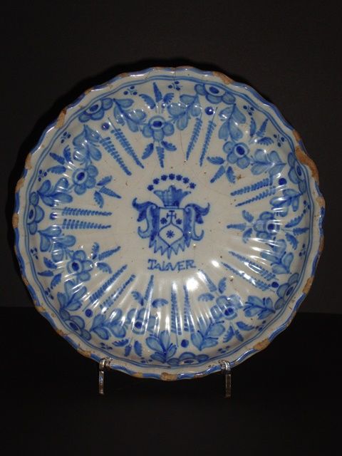 Caneca antiga em faiança Espanhola