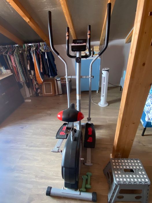 Bicicleta elíptica de fitness como novo