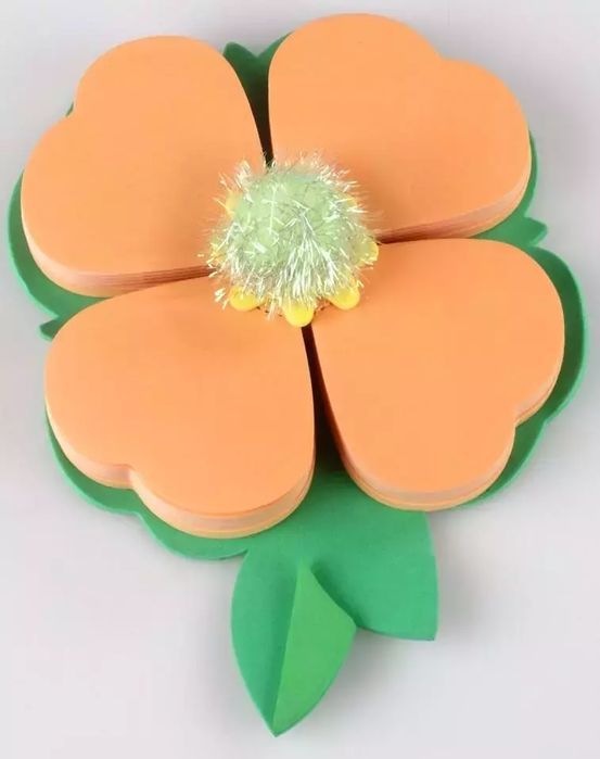 Kwiatek - karteczki samoprzylepne. Thinking Gifts. Nowy Produkt