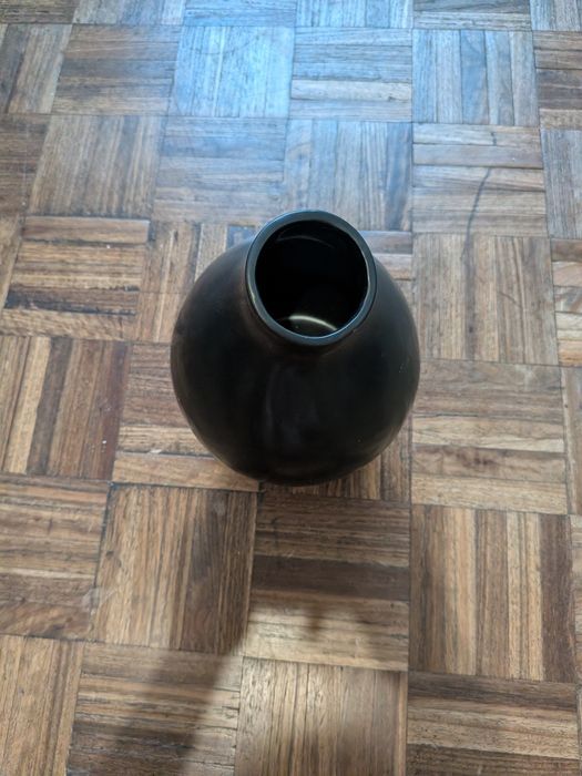 Black Clay Pitcher446992424140820481