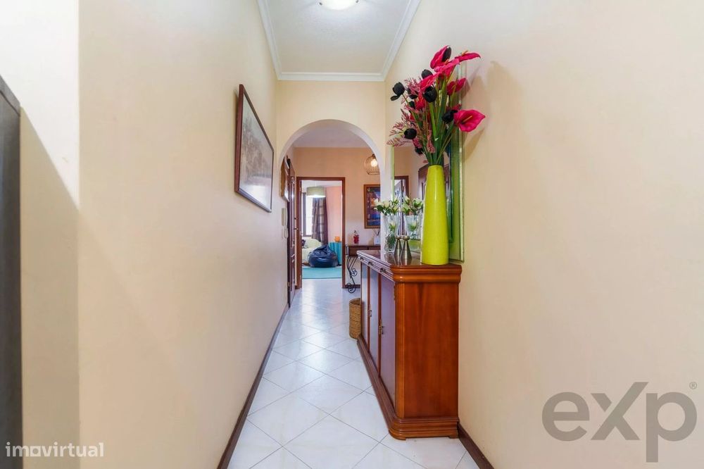 Apartamento T3 no centro de Olhão.