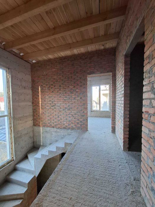 Продаж будинку з двох дуплексів 190,5м², 10 соток, вулиця М. Чалого 47а