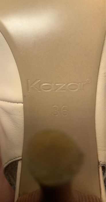 Czółenka damskie Kazar