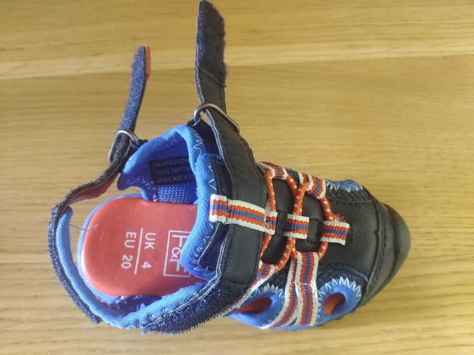 Nowe F&F sandały sportowe,adidasy buty dla chłopca 20