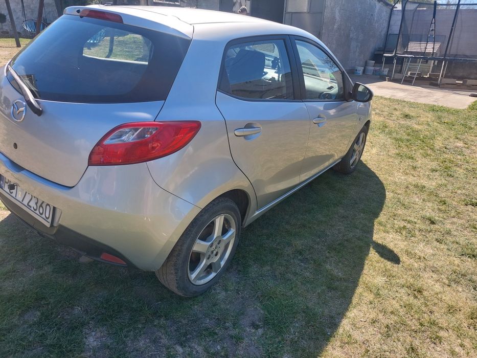 Mazda 2 z 2010 roku