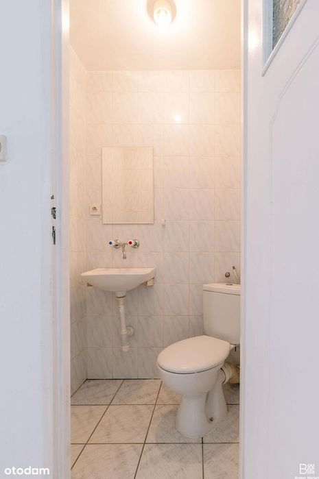 Mieszkanie 65 m² + lokal usługowy 20 m² parter, centrum