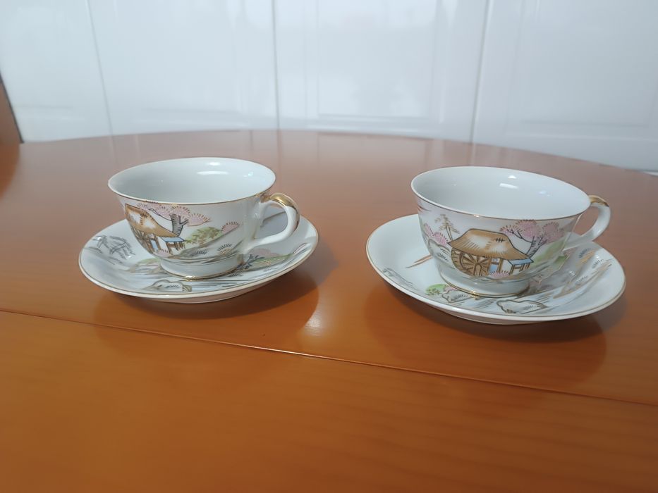 Conjunto 2 chavenas Antigas. Gueixa