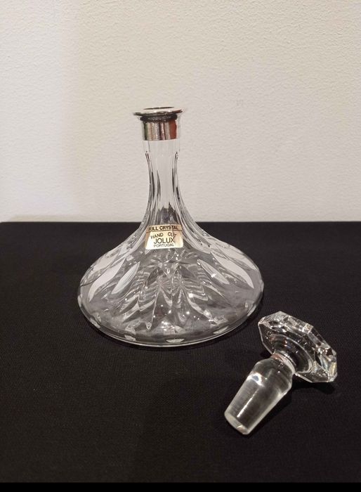 Garrafa ÚNICA de cristal maciço (HAND CUT) JOLUX c/ Gargalo em prata maciça contrastada Cabeça de Águia 835