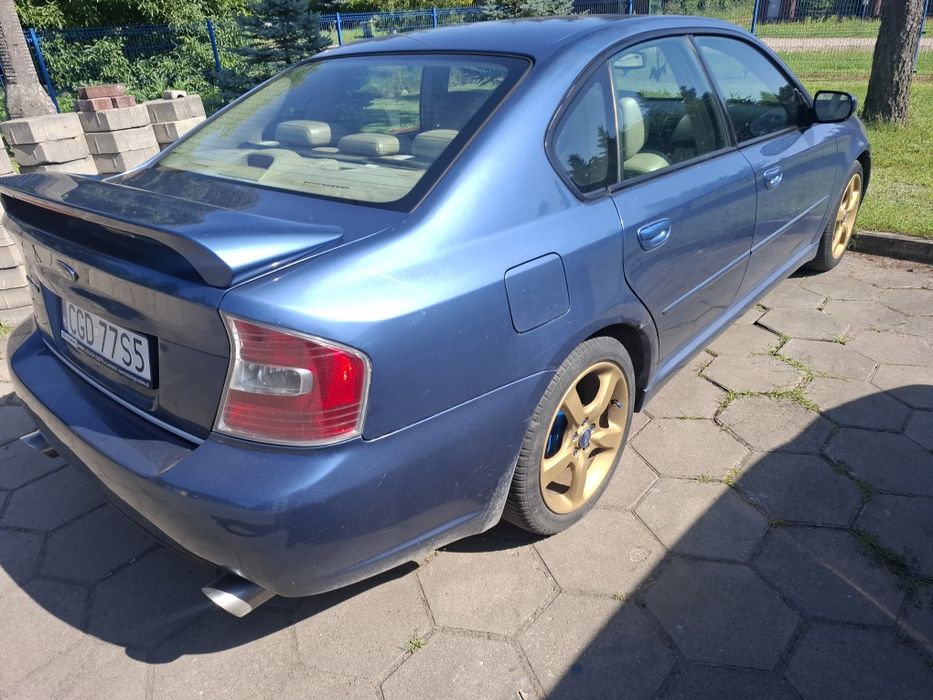 Subaru legacy 2.5 AWD boxer B+G