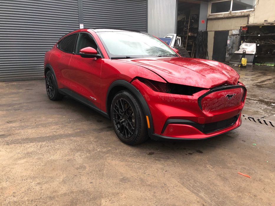 Разборка Ford Mustang Mach E електродвигуни подрамники салон Мустанг