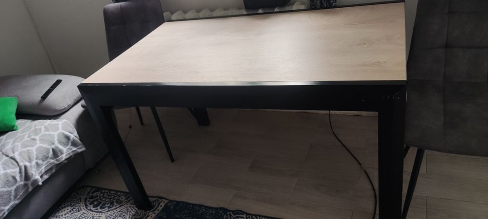 Продам стіл кухонний