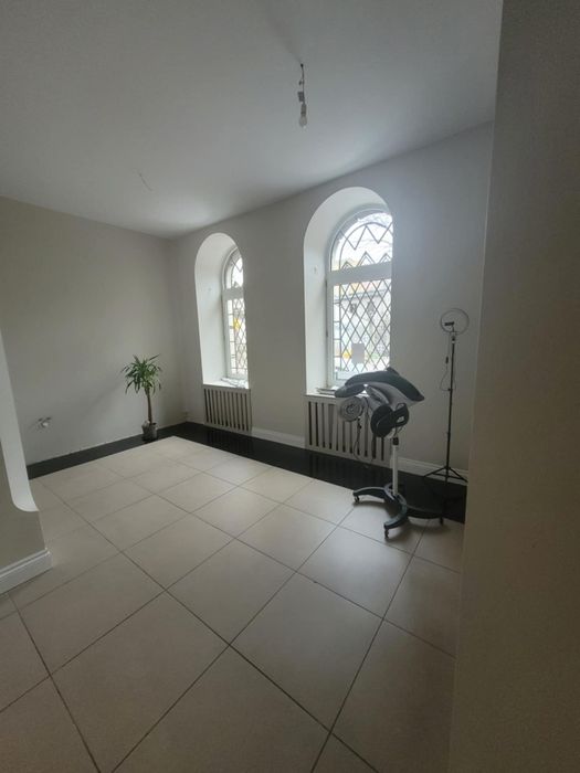 Podnajmę pomieszczenie