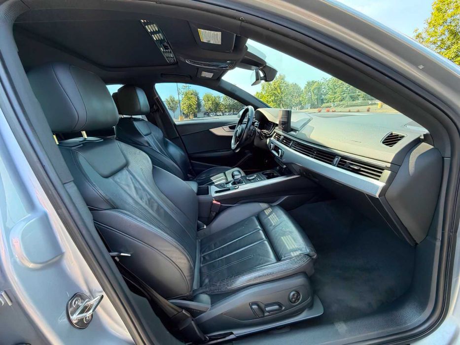 Audi A4      2018