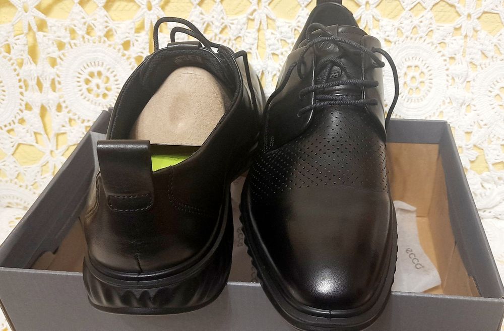 Ecco hybrid st.1  45р. Нові туфлі