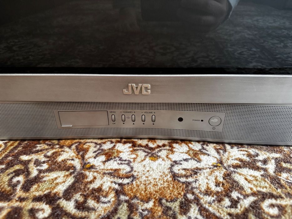 Продам телевізор JVC AV-2104TE 21" (53 см) в гарному стані