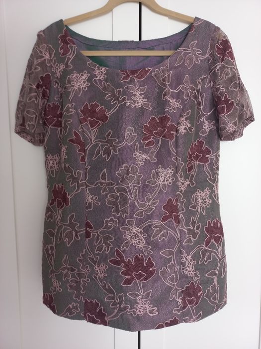 Blusa cor de vinho