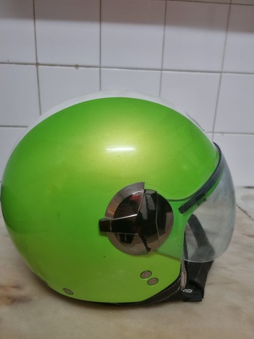 Capacete Nolan N20 Verde ótimo